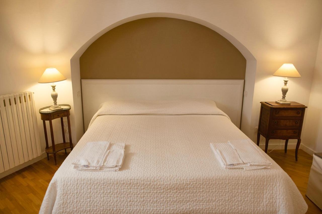 La Casa Di Ele Bed & Breakfast Matera Exterior photo