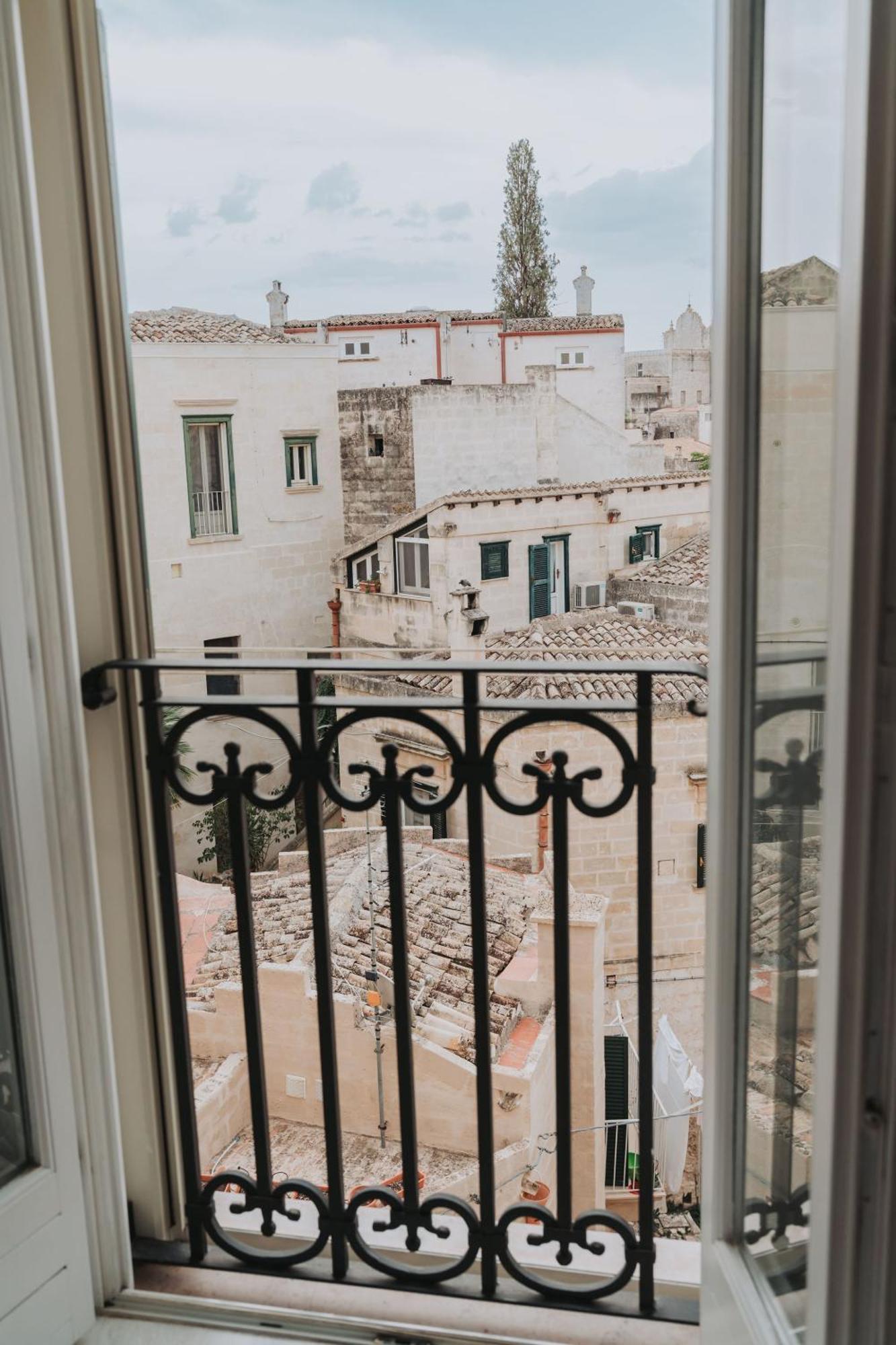 La Casa Di Ele Bed & Breakfast Matera Exterior photo