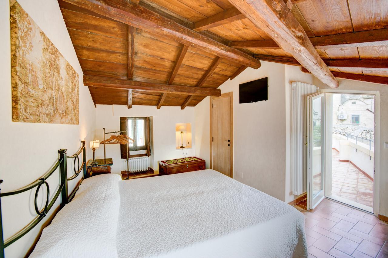 La Casa Di Ele Bed & Breakfast Matera Exterior photo